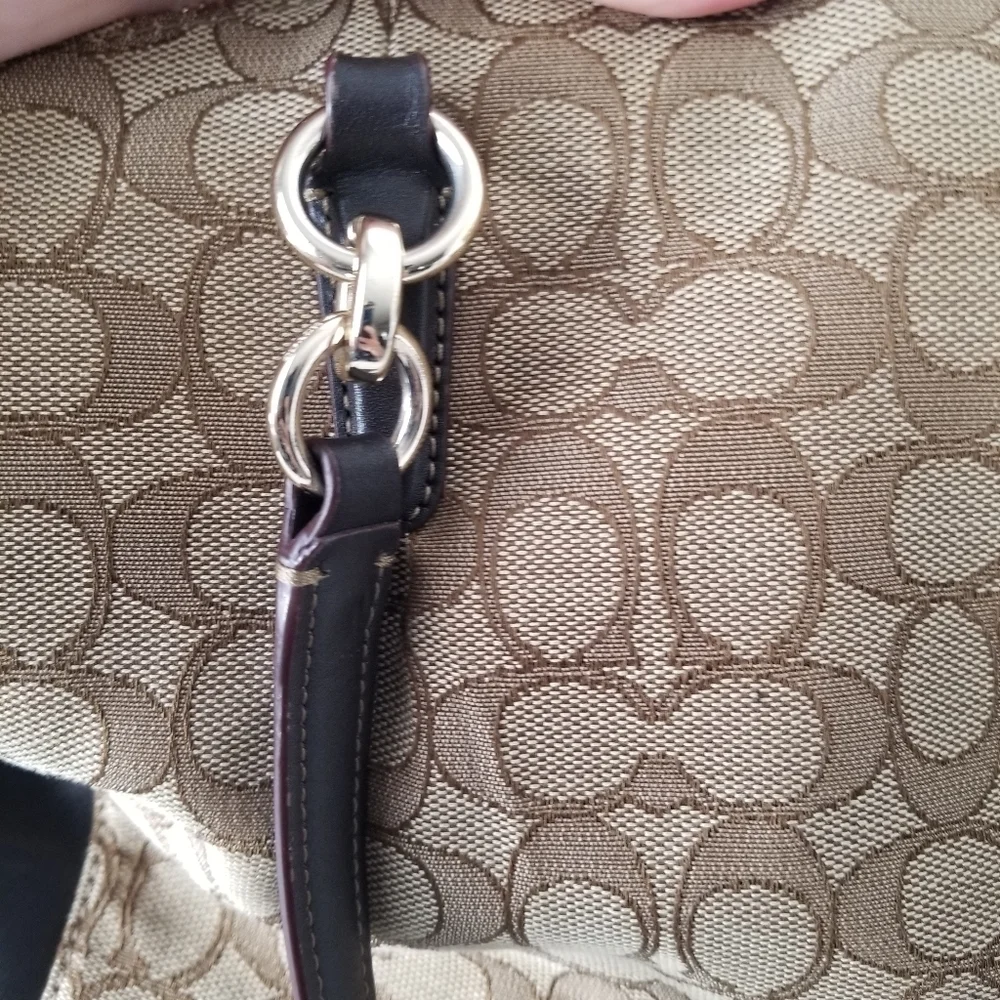 Coach Signature Canvas and Leather Brooke Carryall Purse Light Khaki/Chalk